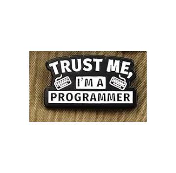 Przypinka Trust Me I'm a Programmer