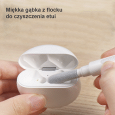 Czyszczenie etui przy pomocy czyścika