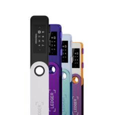 Różne kolory Ledger Nano S Plus