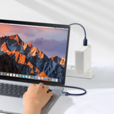 Kabel USB-C do USB-C w oplocie niebieski