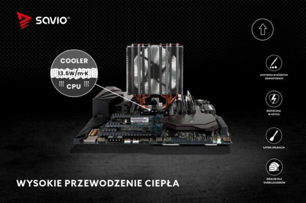Schemat ukazujący radiator i CPU z opisem przewodności cieplnej $13.5 \, \text{W/mK}$ pasty Savio TG-03, podkreślający wysokie przewodzenie ciepła.