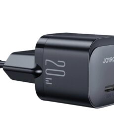 Czarna szybka ładowarka sieciowa 20W Joyroom USB-C z technologią Power Delivery do telefonów iPhone i Android