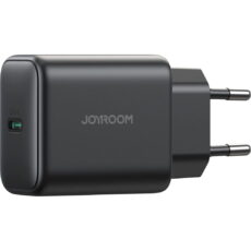 Kompaktowa ładowarka Joyroom JR-TCG13 45W GaN w porównaniu z dłonią
