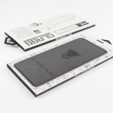Blister szkła TFO OG Premium Privacy do iPhone 17 Pro Max ujęty pod kątem, z napisami 9H Privacy Glass i Full Coverage