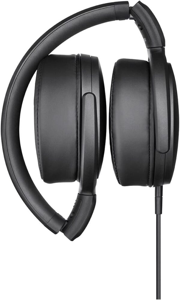 Złożone słuchawki Sennheiser HD 400S – muszle schowane w pałąku