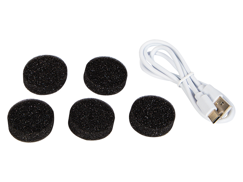 Zawartość zestawu elektrycznej bańki chińskiej Blow Cupping Pro – 5 gąbkowych filtrów i kabel USB-A – USB-C